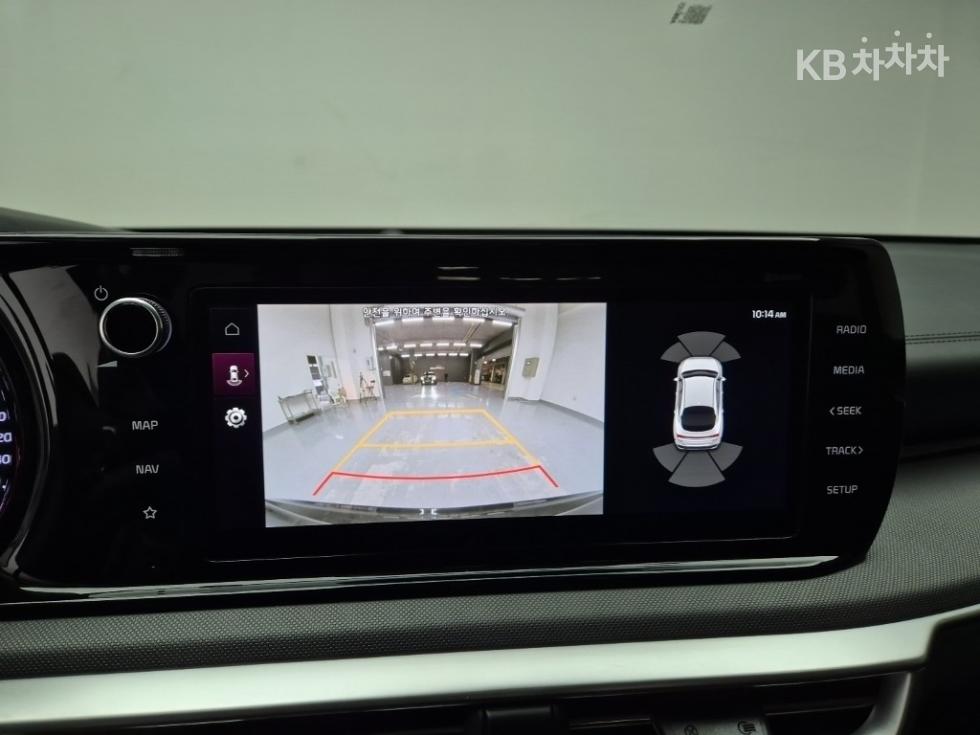 2023 - kia k5