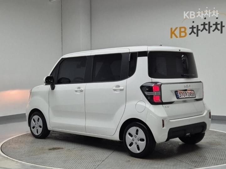 Kia Ray 1.0 Gasoline Trendy - фото 2