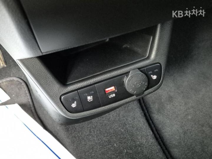 Kia Ray 1.0 Gasoline Trendy - фото 17