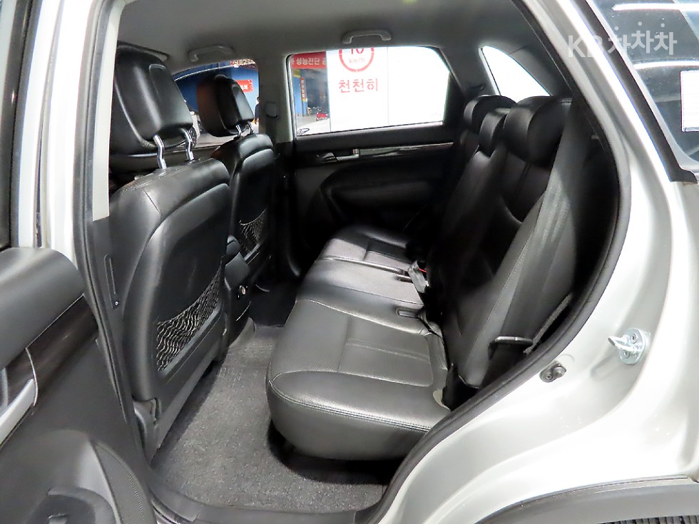 2010 - kia sorento