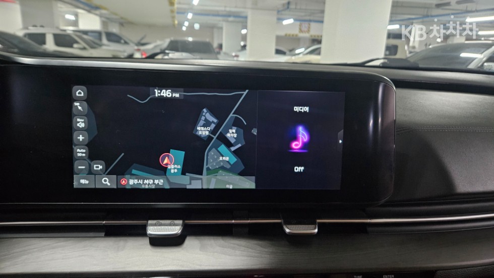 2023 - kia carnival