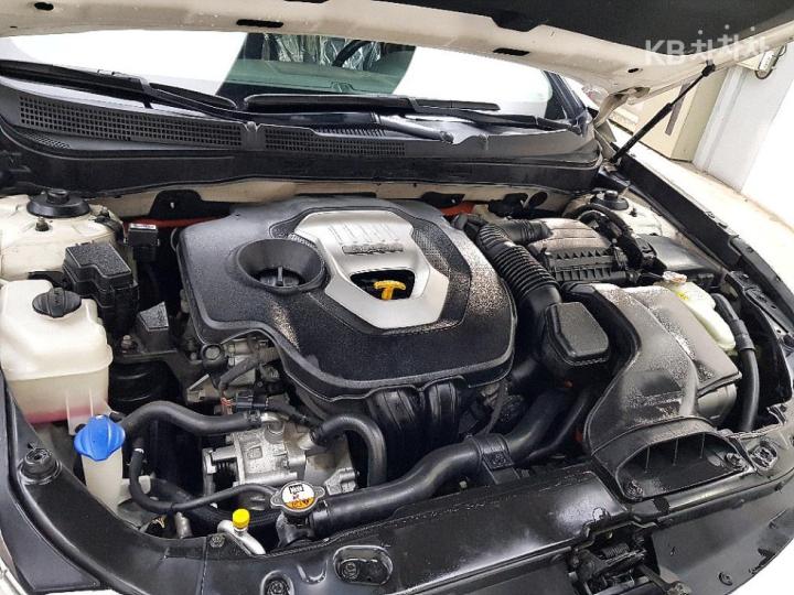 Hyundai Sonata Hybrid 2.0 Royal 7