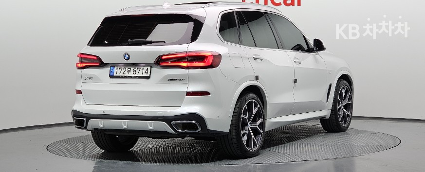 BMW X5 — miniaturë 4