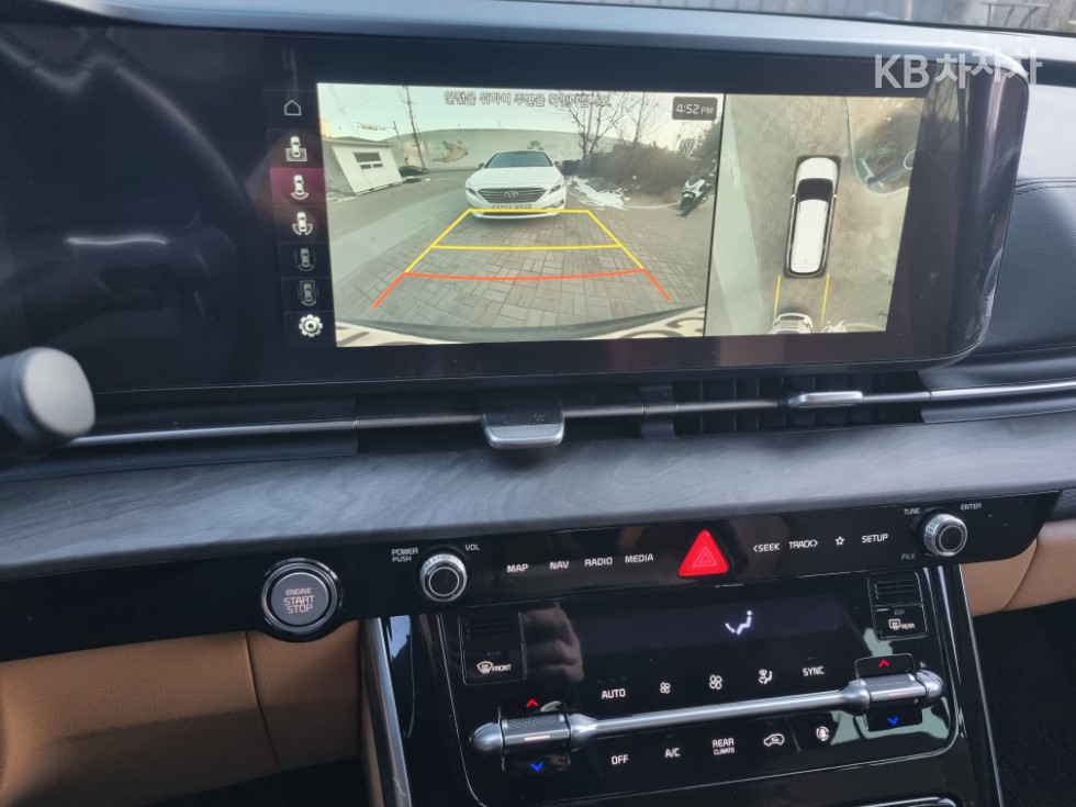 2022 - kia carnival
