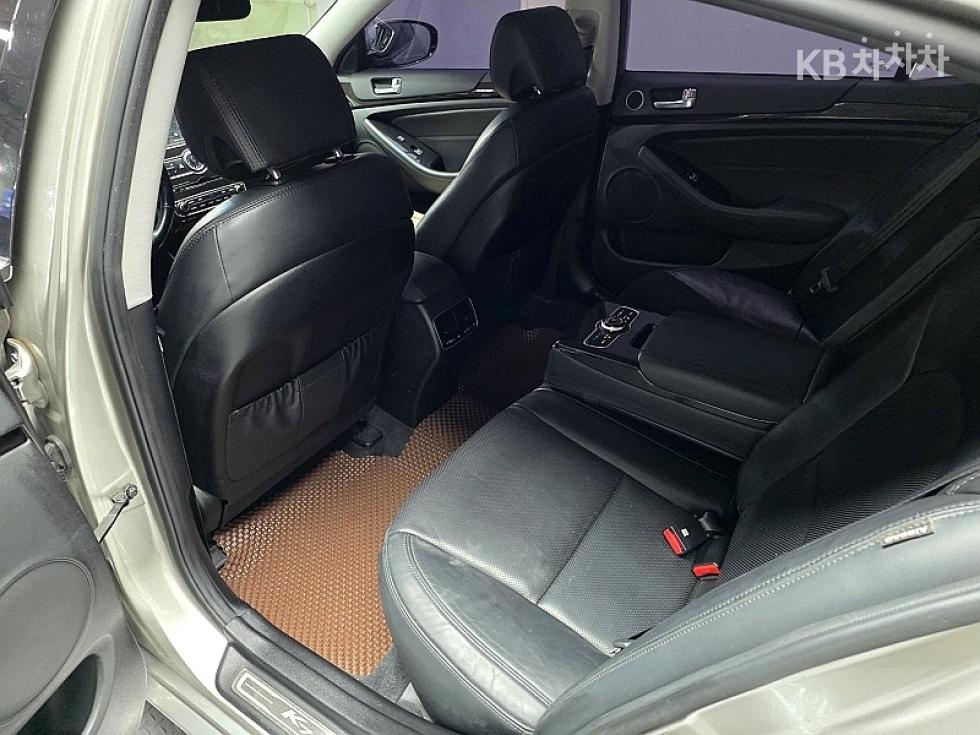 2013 - kia k7
