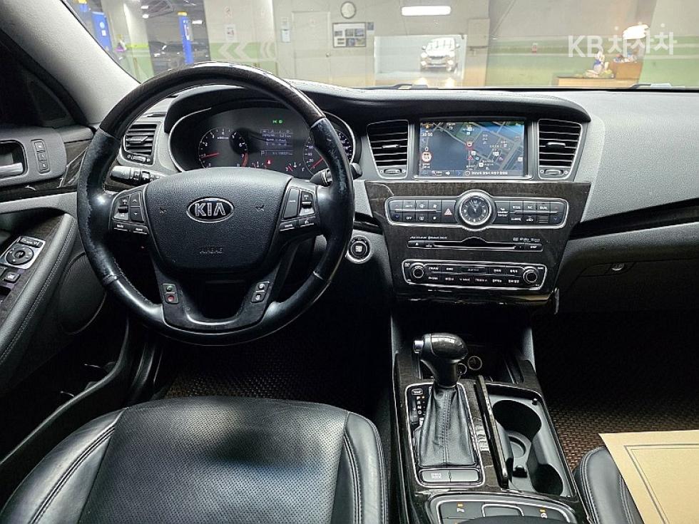 2013 - kia k7