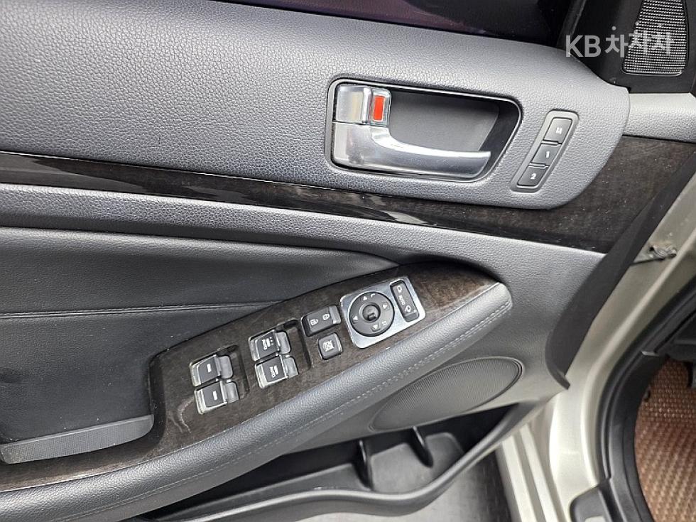 2013 - kia k7