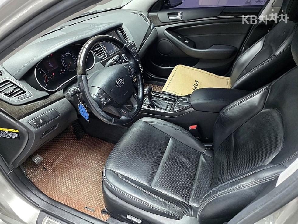2013 - kia k7