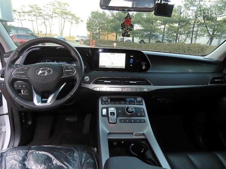 Hyundai Palisade 2.2 Diesel Prestige 8