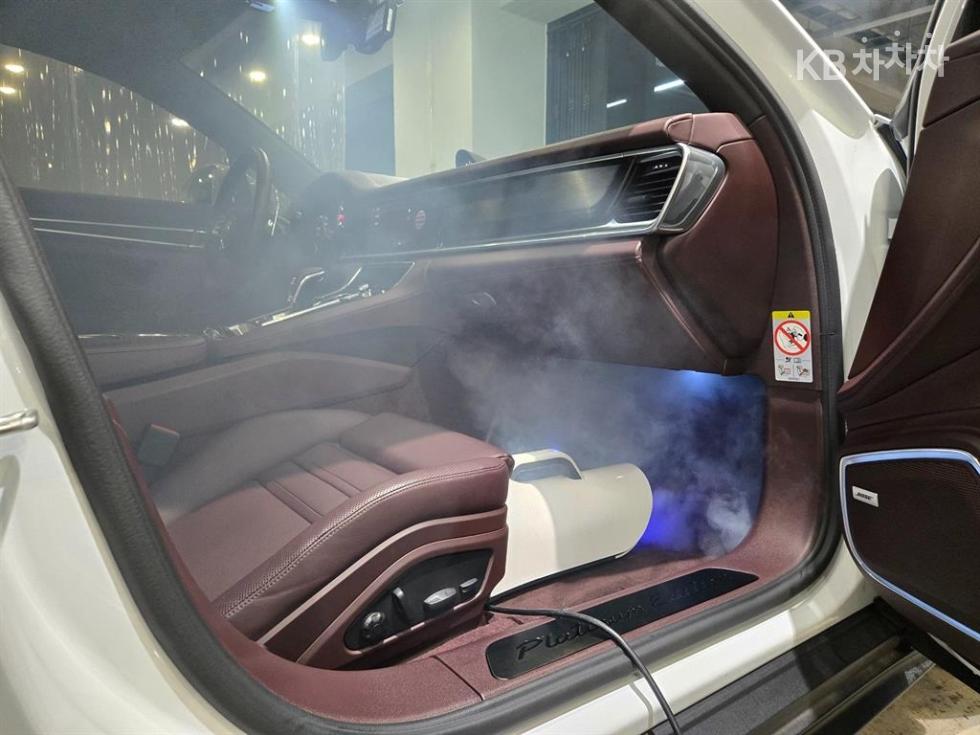 Porsche Panamera — miniaturë 4