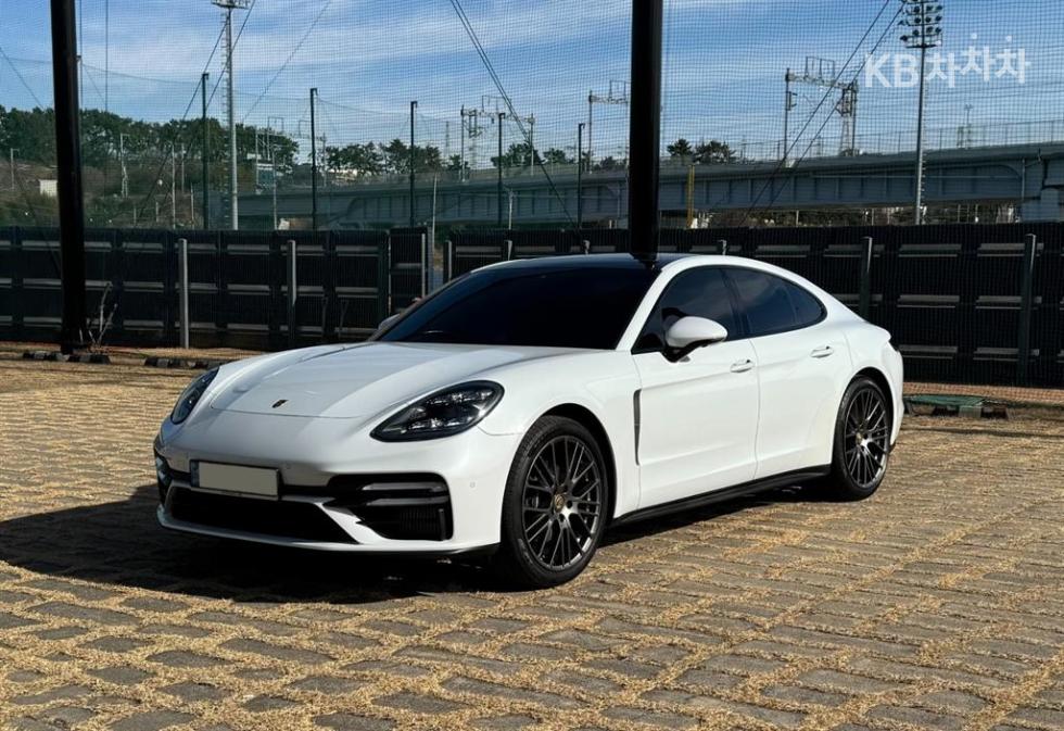 Porsche Panamera — miniaturë 7