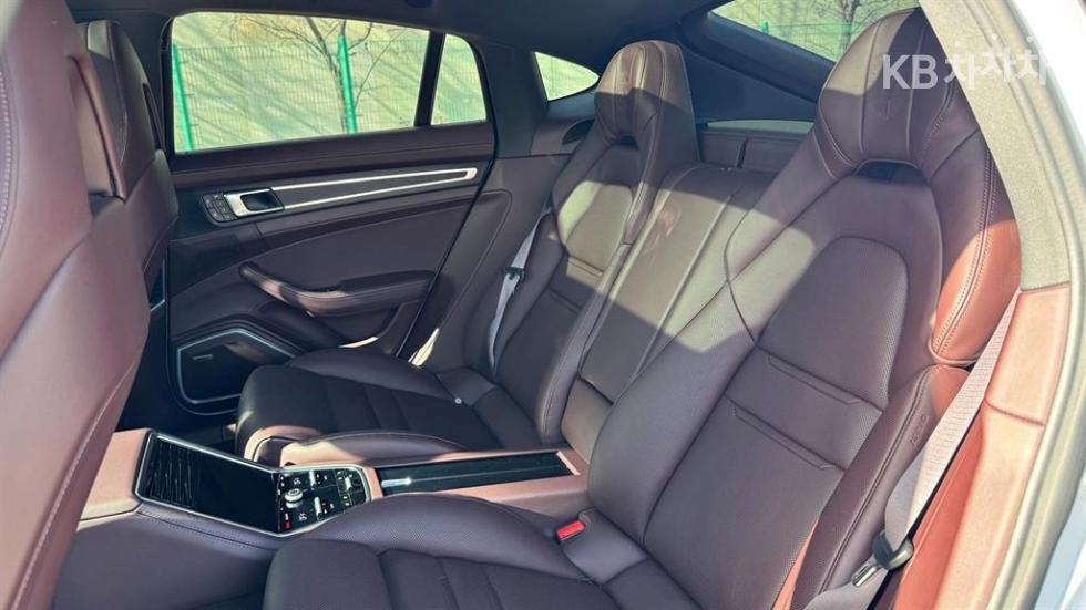 Porsche Panamera — miniaturë 17