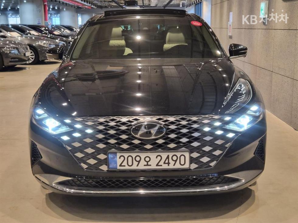 Hyundai 더 뉴 그랜저 2.5 르블랑 - фото 1