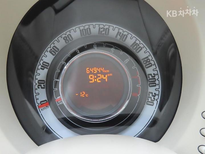 Fiat 500 Coupe 1.4 Pop 7