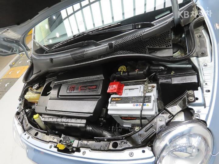 Fiat 500 Coupe 1.4 Pop 8