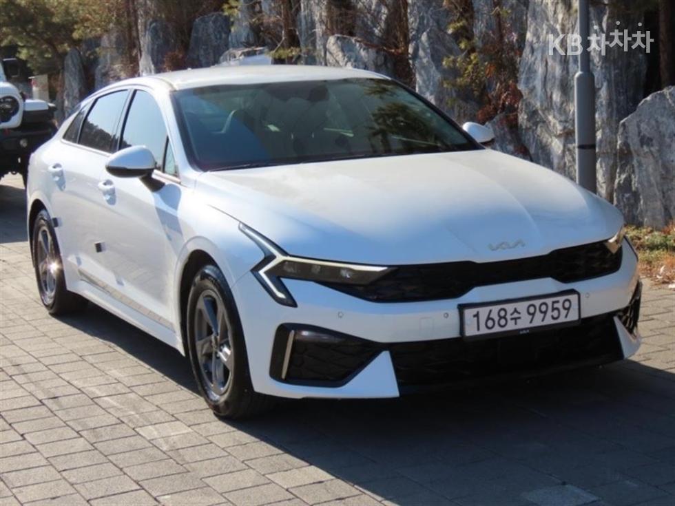 Kia K5 — miniaturë 2