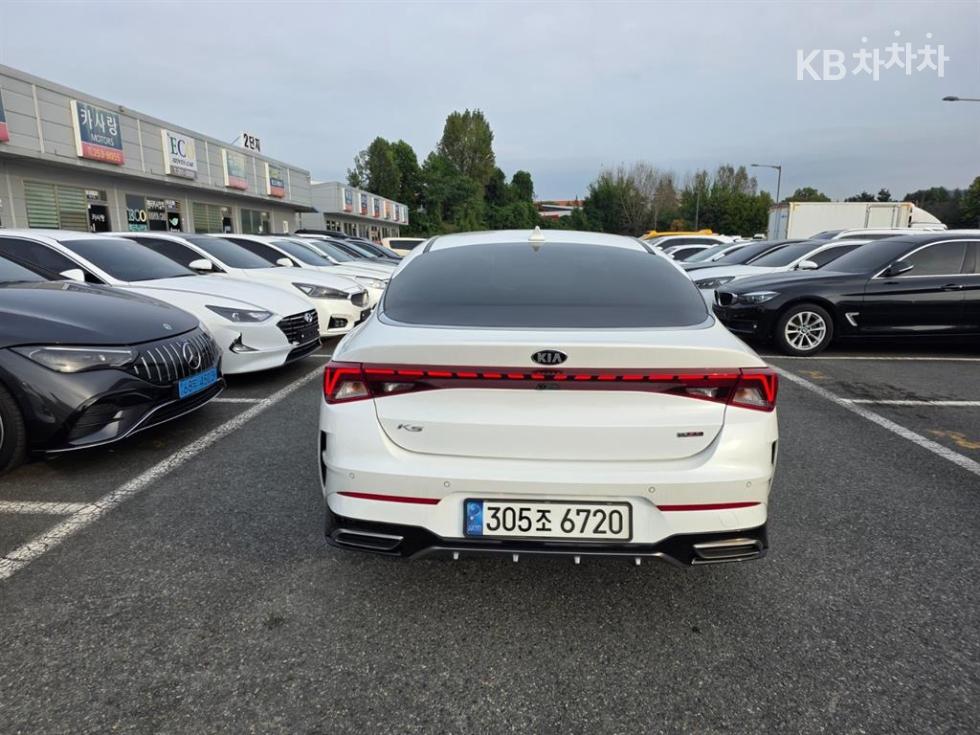 2020 - kia k5