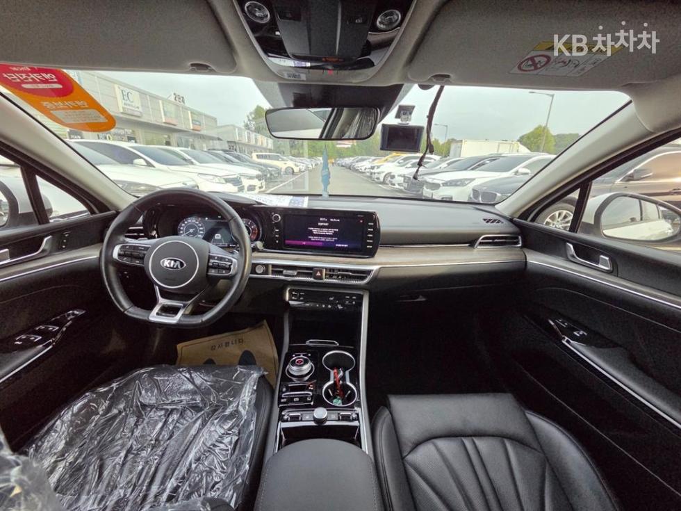 2020 - kia k5