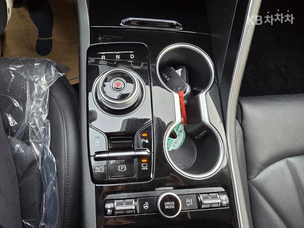 2020 - kia k5
