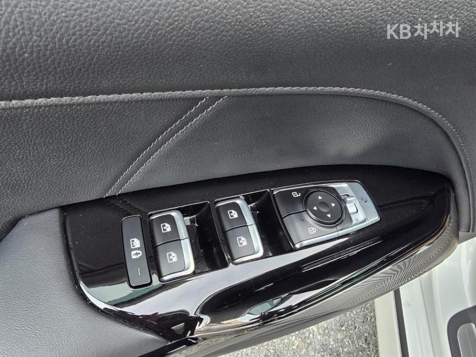 2020 - kia k5