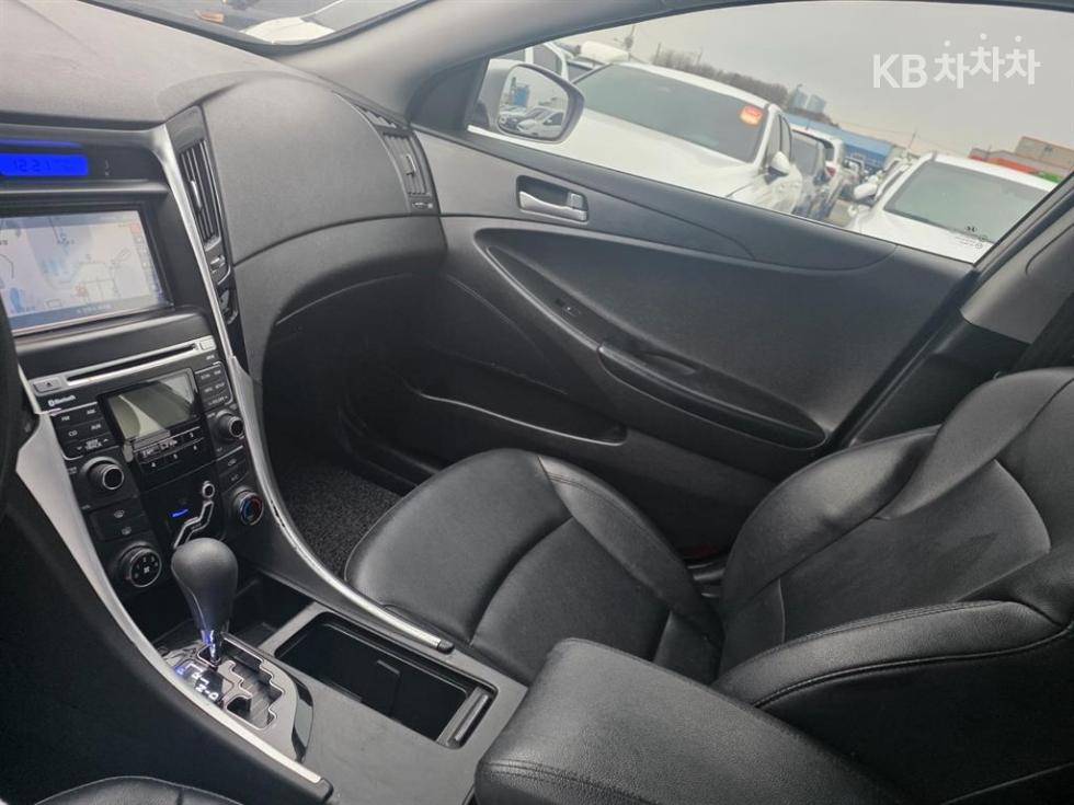 Hyundai Sonata — miniaturë 16
