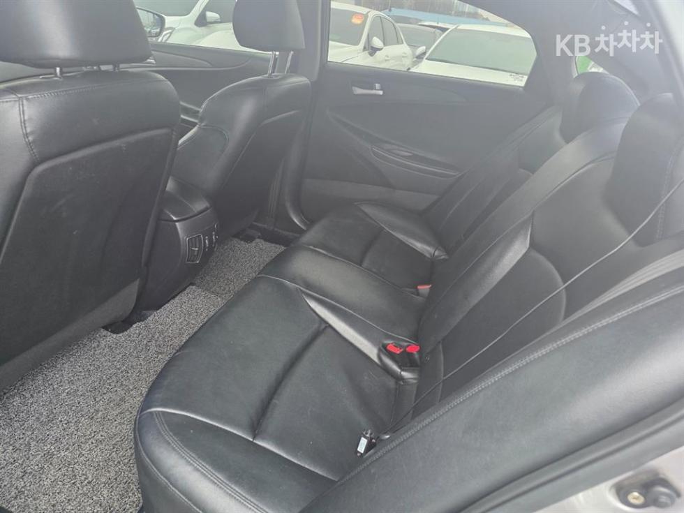 Hyundai Sonata — miniaturë 17