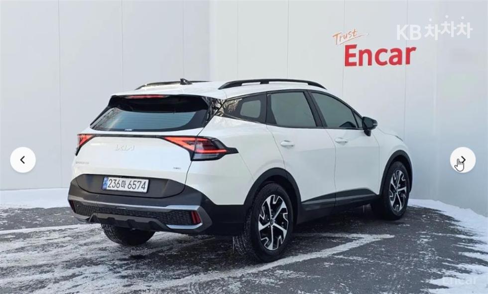 2022 - kia sportage