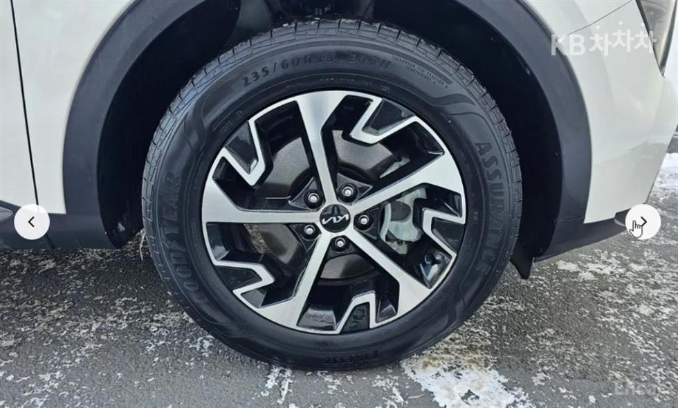 2022 - kia sportage