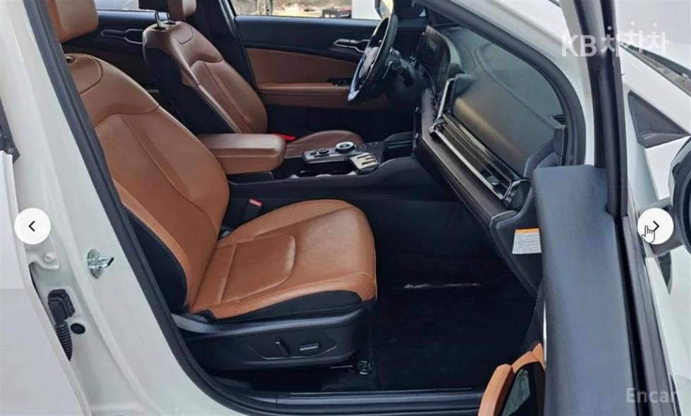 2022 - kia sportage