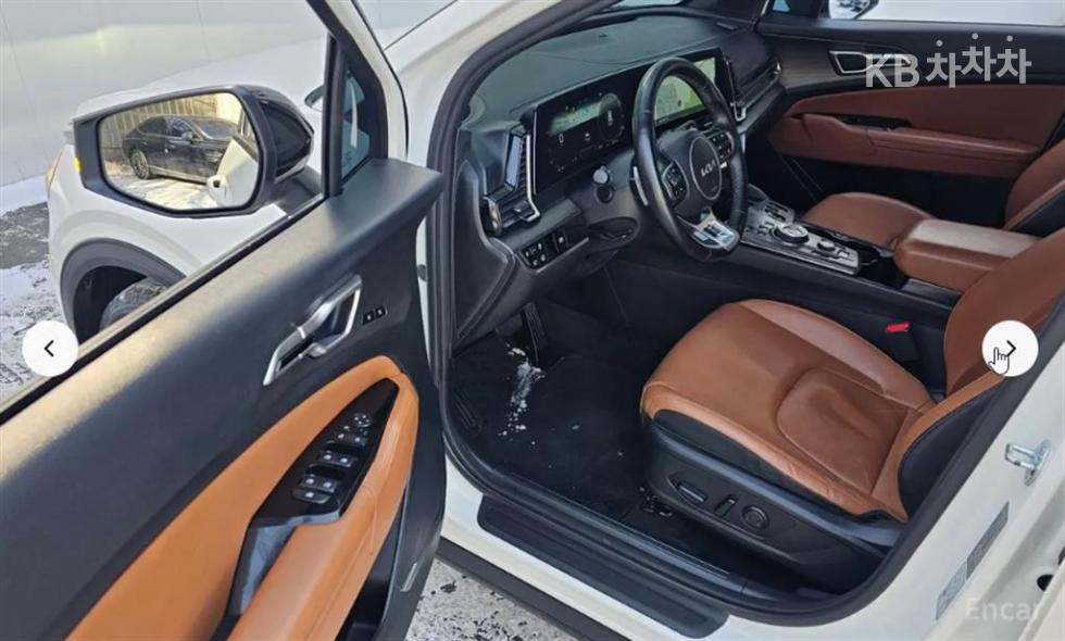 2022 - kia sportage