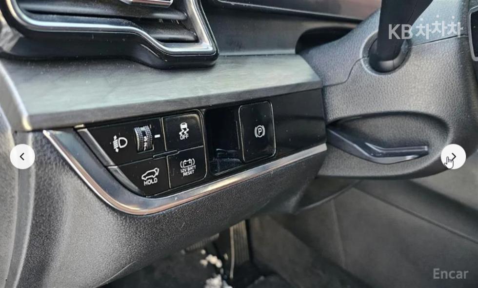 2022 - kia sportage