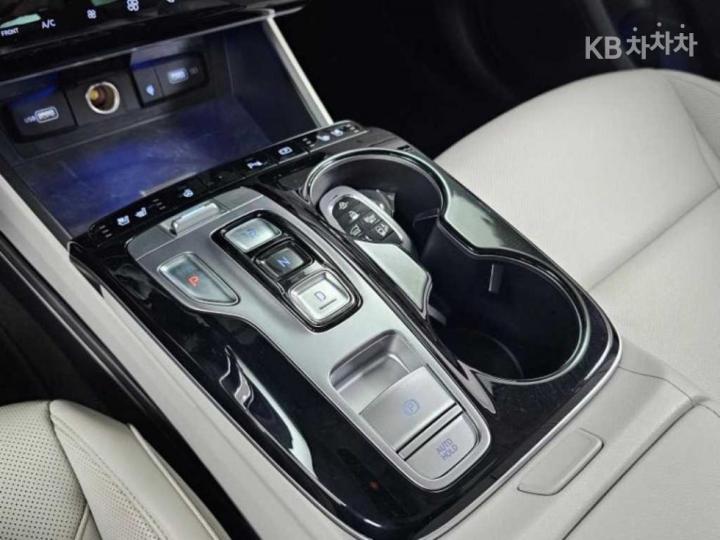 Hyundai Tucson The Hybrid NX4 1.6T HEV Inspiration 10