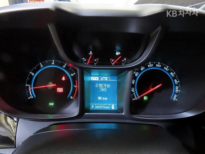 Chevrolet Orlando LPG LTZ Premium 10