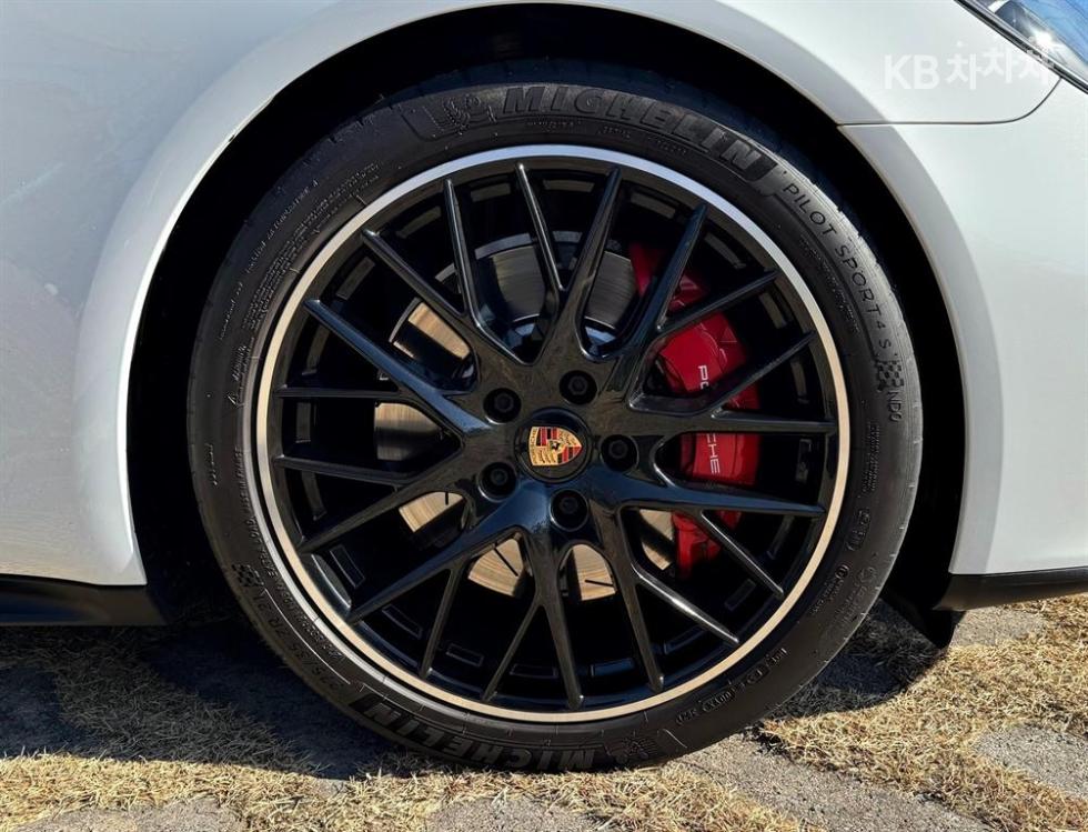 Porsche Panamera — miniaturë 11
