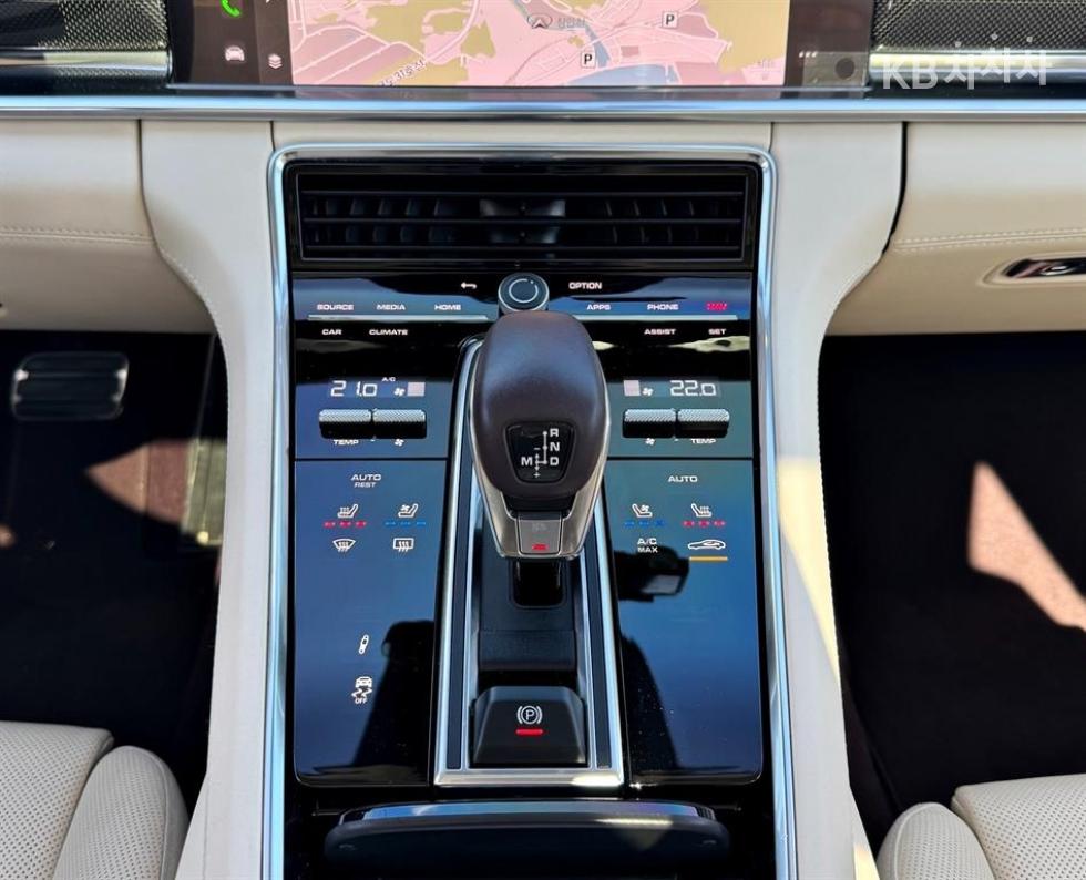 Porsche Panamera — miniaturë 17