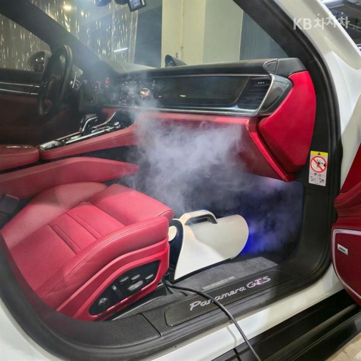 Porsche Panamera — miniaturë 2