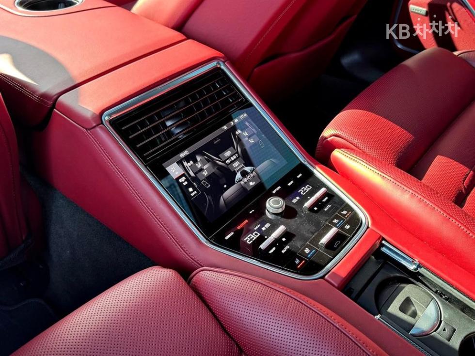 Porsche Panamera — miniaturë 18