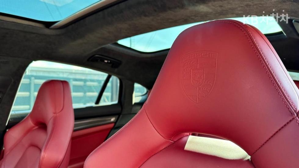 Porsche Panamera — miniaturë 19