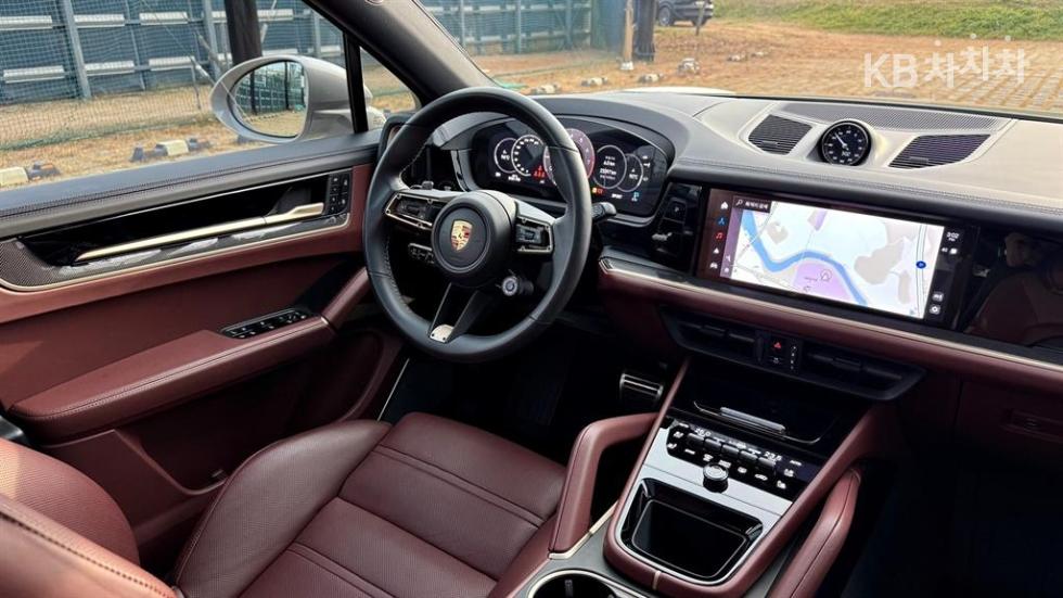 Porsche Cayenne — miniaturë 8