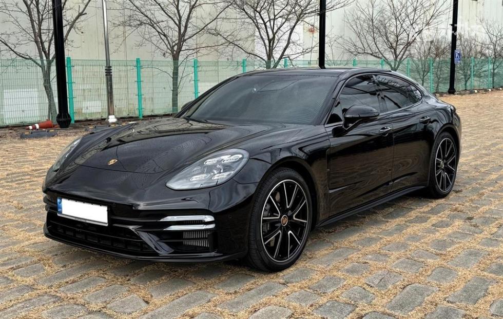 2021 Porsche (971) photo