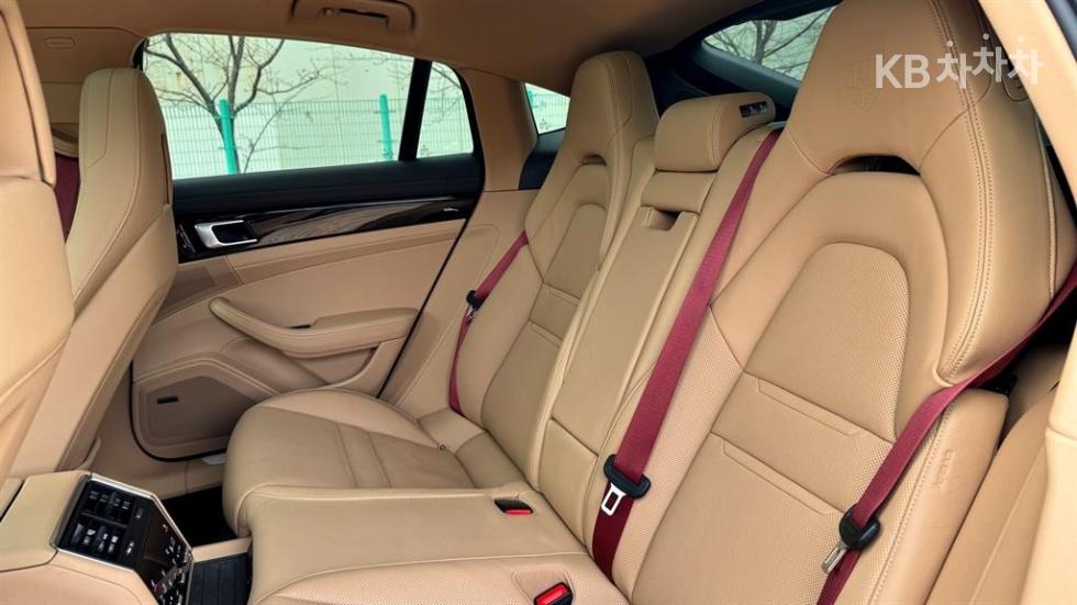 Porsche Panamera — miniaturë 11