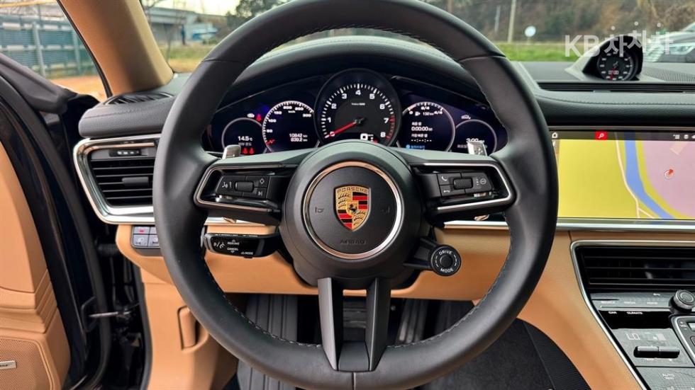 Porsche Panamera — miniaturë 13