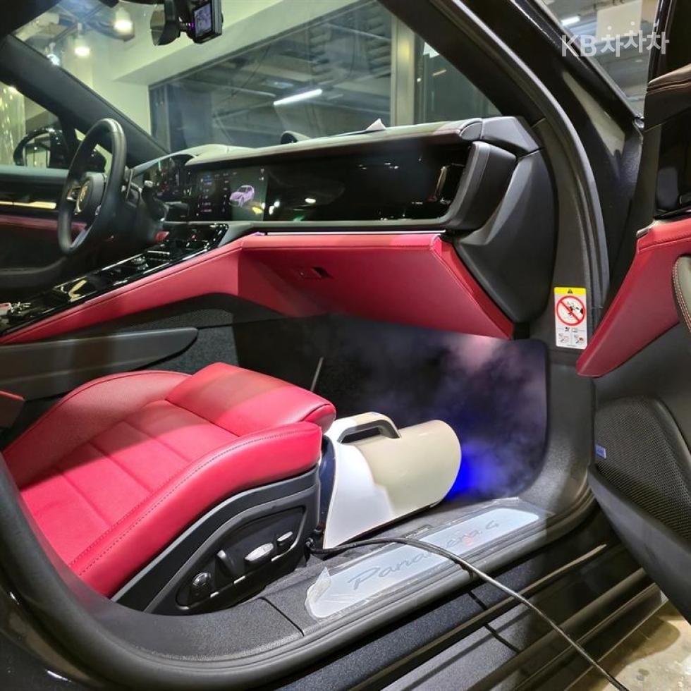 Porsche Panamera — miniaturë 2