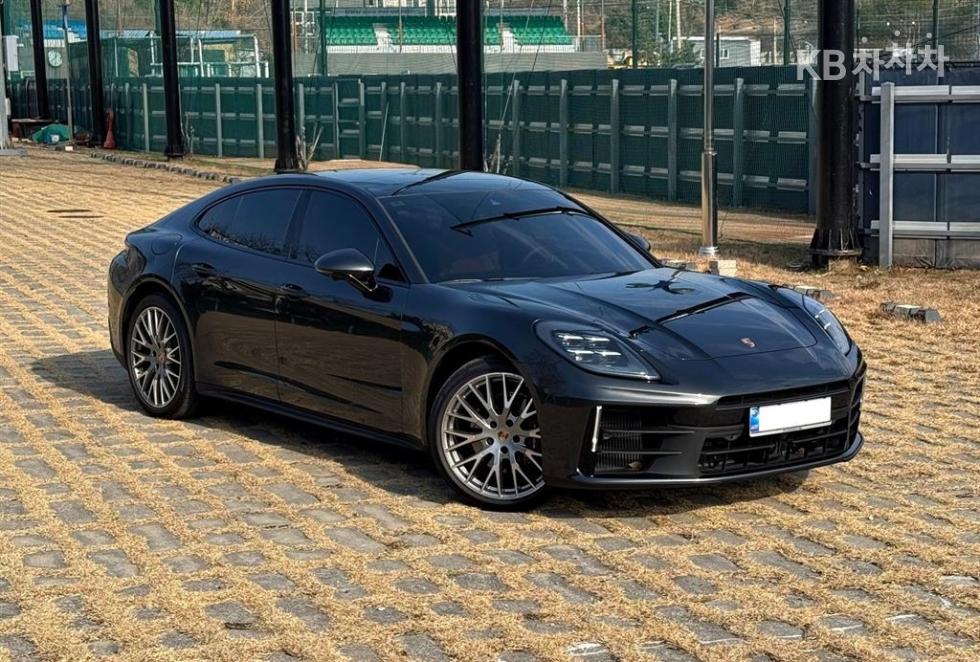 Porsche Panamera — miniaturë 4