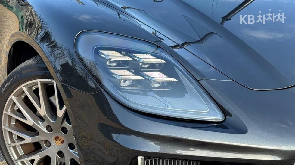 Porsche Panamera — miniaturë 5