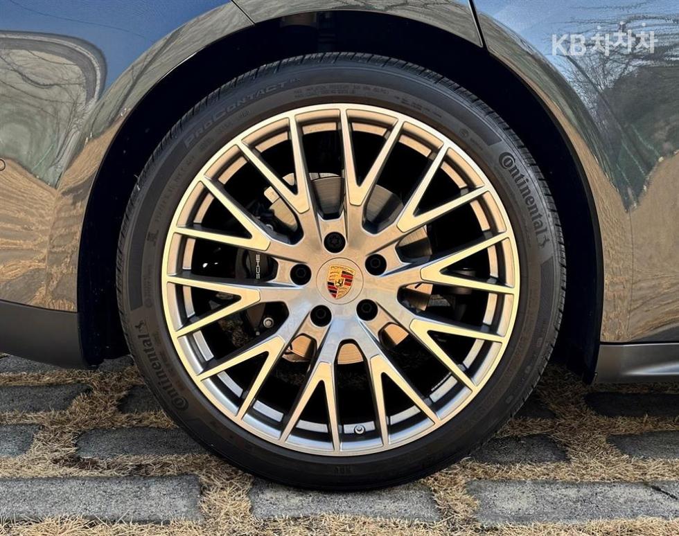 Porsche Panamera — miniaturë 8