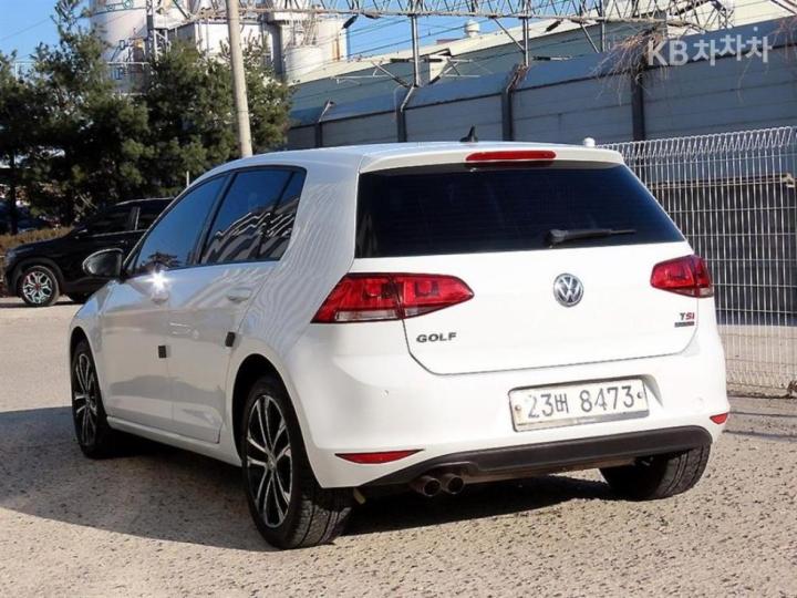 Volkswagen Golf 1.4 TSI MK7 Premium 5