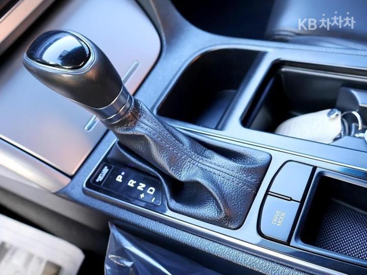 Hyundai Sonata LF 2.0 Smart Base Type 8