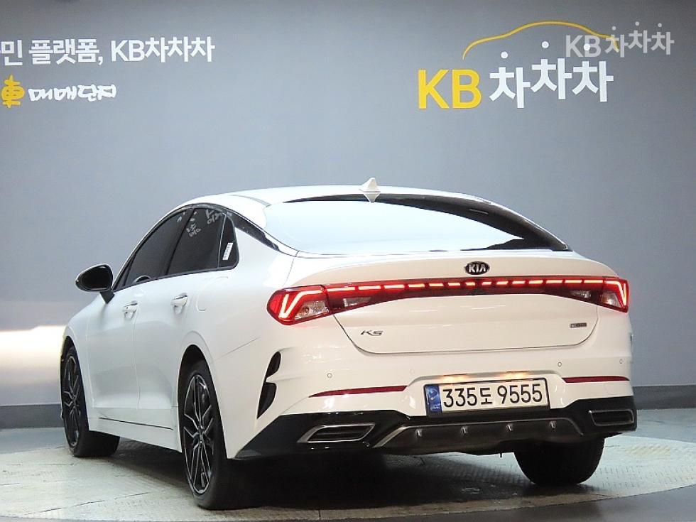 2021 - kia k5