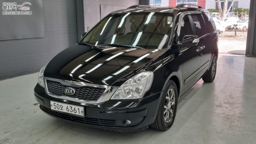 2013 kia carnival